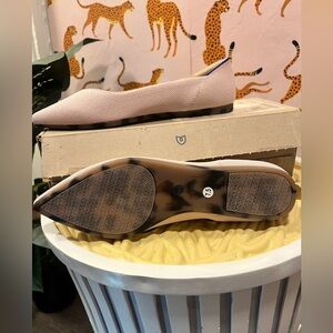 brand new blush rothys